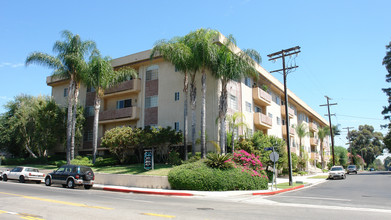 Valley Spring Apartments in Studio City, CA - Building Photo - Building Photo