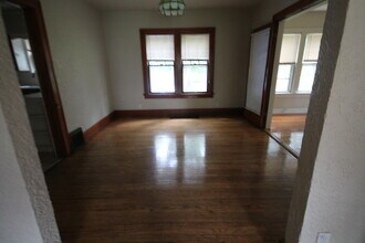 1135 Euclid Ave in Kalamazoo, MI - Foto de edificio - Building Photo