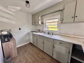 2073 Castleton Rd in Max Meadows, VA - Building Photo - Building Photo