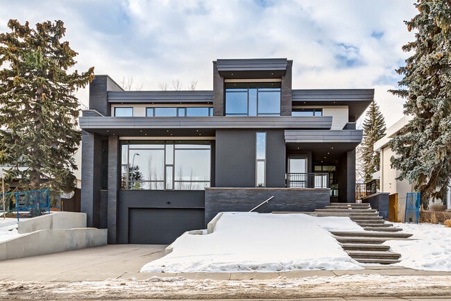 property at 4212 Britannia Dr SW