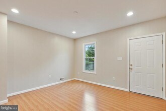104 Poplar St in West Chester, PA - Building Photo - Building Photo