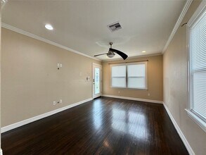 1932 N Avenue H in Freeport, TX - Building Photo - Building Photo