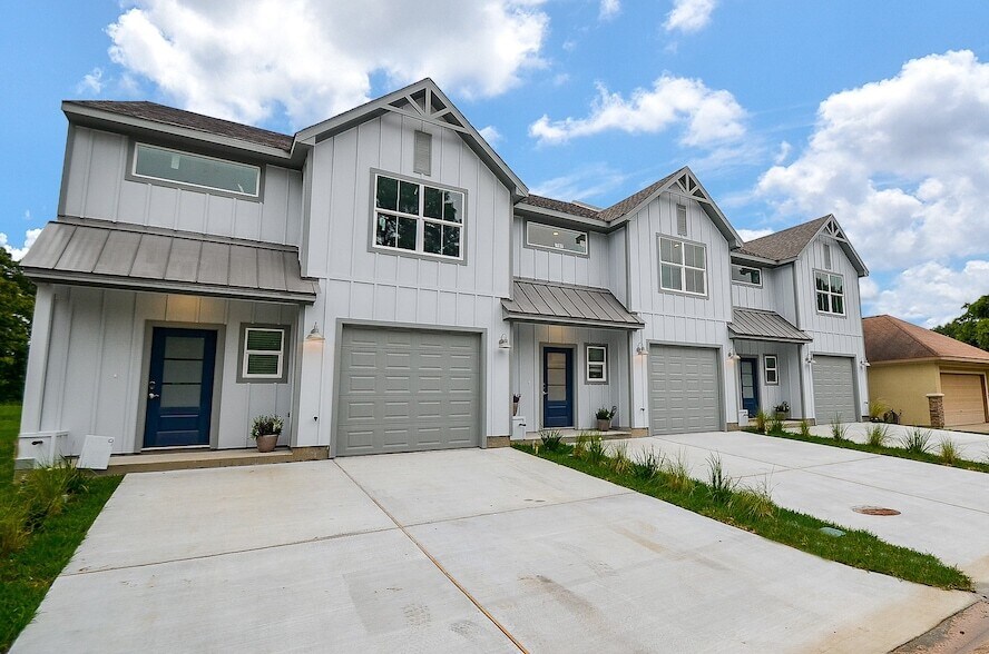 14788 Cygnus Ct in Willis, TX - Building Photo