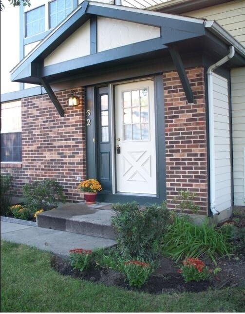 352 Ashwood Ct in Vernon Hills, IL - Building Photo