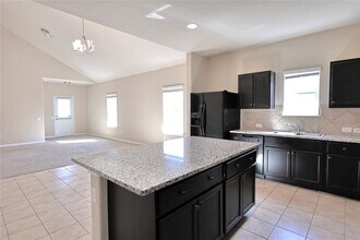 1525 Maier Dr in Pflugerville, TX - Building Photo - Building Photo