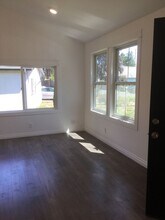 6700 NE Geneva St in Suquamish, WA - Building Photo - Building Photo