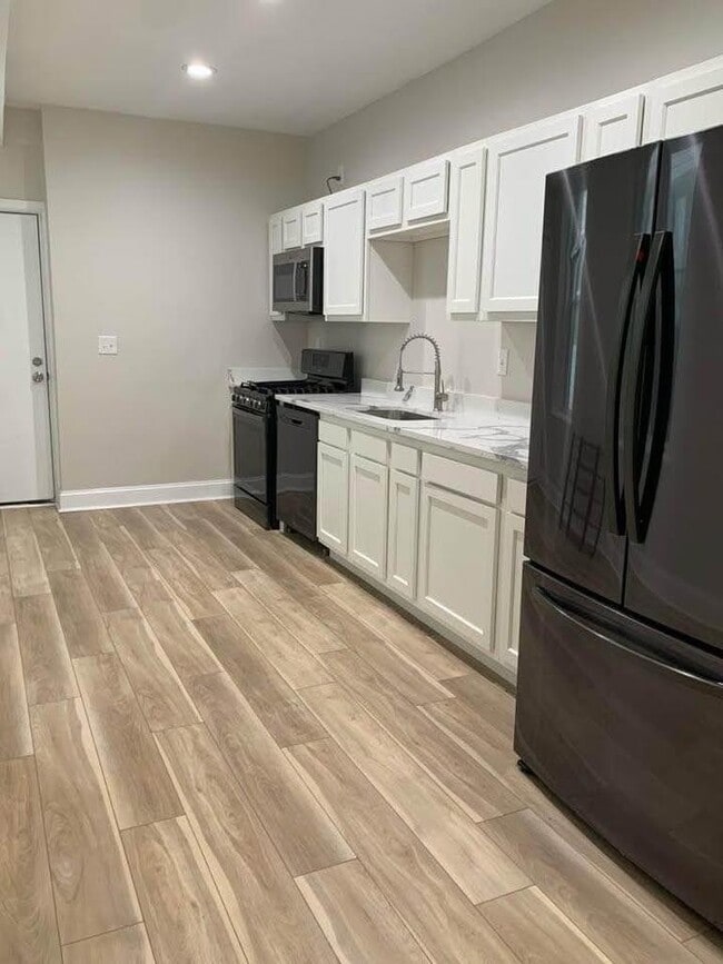 property at 222 N Patterson Park Ave