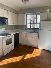 920 Henrietta St in Birmingham, MI - Building Photo - Building Photo