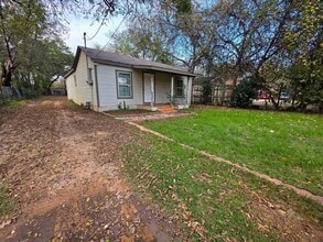 3913 Chenault St in Fort Worth, TX - Building Photo - Building Photo
