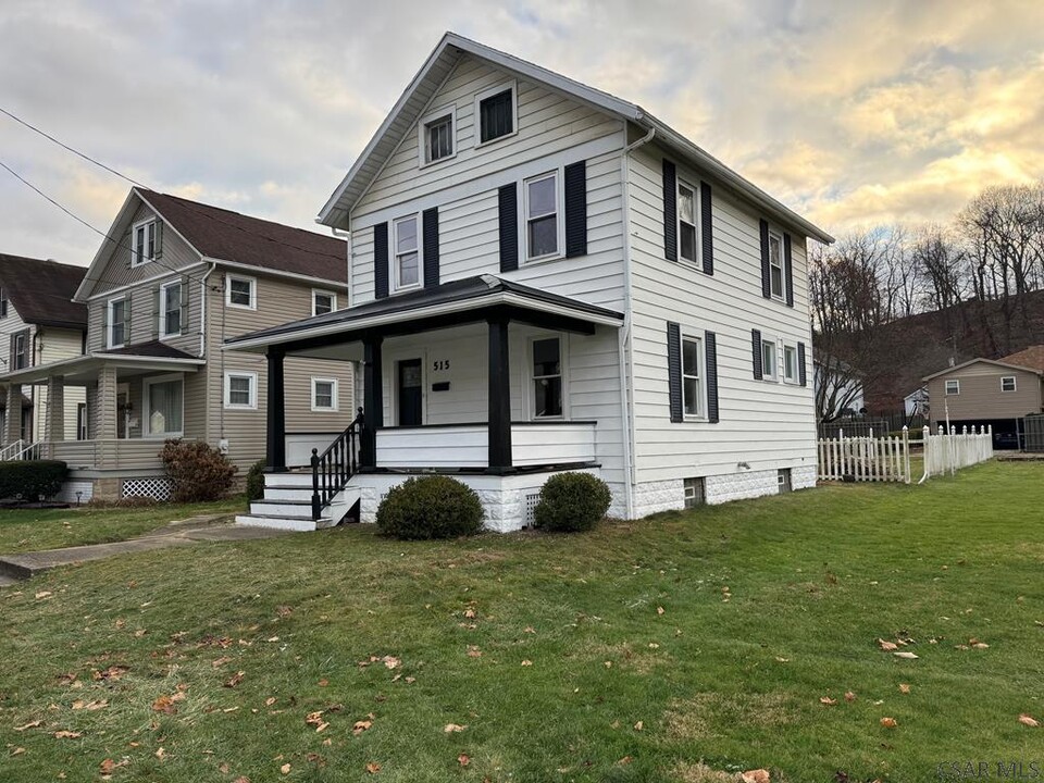 515 Liberty Ave in Johnstown, PA - Building Photo