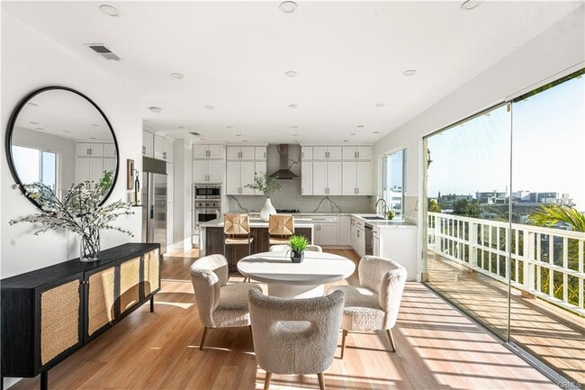 property at 2019 Sunset Plaza Dr