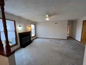 4 Atchison Ct in Platte City, MO - Building Photo - Building Photo