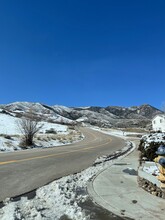 2210 Split Rock Dr in Colorado Springs, CO - Foto de edificio - Building Photo