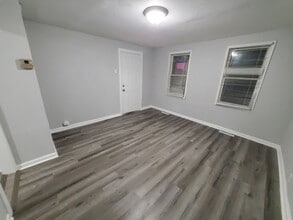 231 W Follett St in Fond du Lac, WI - Building Photo - Building Photo