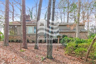 236 Tram Rd in Columbia, SC - Building Photo