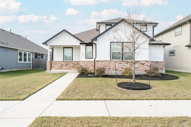 property at 102 Englenook Dr