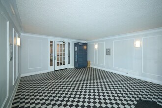 5461 S Everett Ave in Chicago, IL - Building Photo - Building Photo