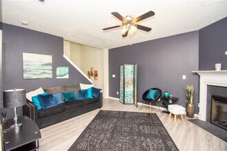 5680 Cascade Run in Atlanta, GA - Building Photo - Building Photo