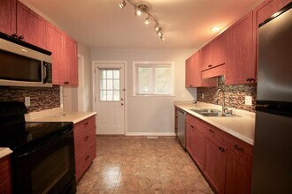 520 N Hale St in Southern Pines, NC - Building Photo - Building Photo