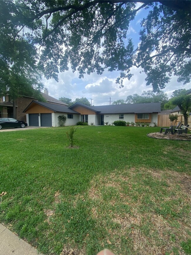 property at 12930 Kimberley Ln