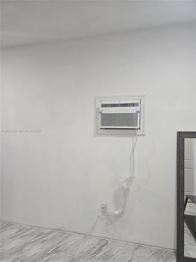 19448 NW 28th Pl in Miami Gardens, FL - Building Photo - Building Photo