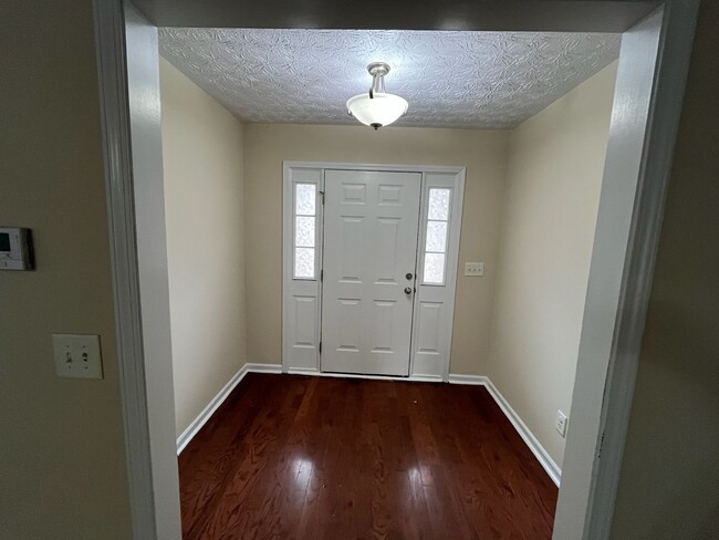 8054 Silverado Dr in Columbus, GA - Building Photo - Building Photo