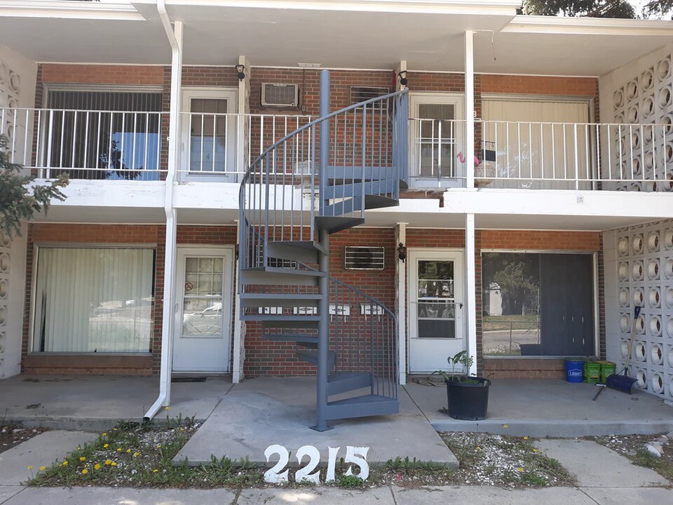 2215 Lelaray St, Unit Unit1 in Colorado Springs, CO - Building Photo