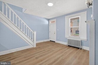 136 Farson St in Philadelphia, PA - Building Photo - Building Photo