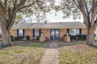 2510 Karla Dr in Mesquite, TX - Building Photo