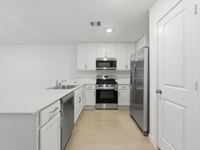 25409 Carnation Ct in Montgomery, TX - Building Photo - Building Photo