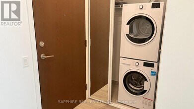 7890 Jane St in Vaughan, ON - Building Photo - Building Photo