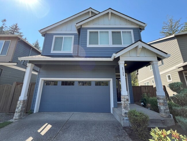 property at 3735 SE Willamette Ave