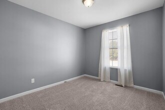 128 Brookshire Creek Dr in Wentzville, MO - Building Photo - Building Photo