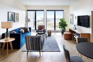 1050 Howell Mill Rd NW in Atlanta, GA - Building Photo