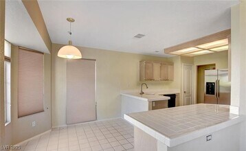 5353 Painted Mirage Rd in Las Vegas, NV - Building Photo - Building Photo