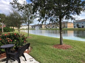 2570 Revolution St in Melbourne, FL - Building Photo - Building Photo