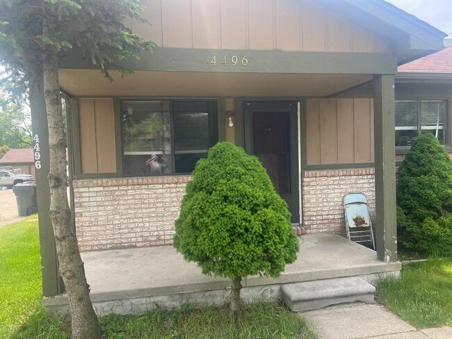 4492 Auburn Rd in Shelby Township, MI - Building Photo - Building Photo