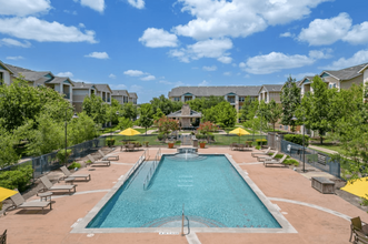 Mariposa at Bay Colony 55+ Apartments in Dickinson, TX - Building Photo - Building Photo