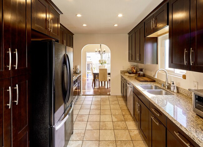 property at 817 10th St