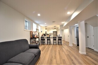 179 Putnam St, Unit 1 in Boston, MA - Building Photo - Building Photo