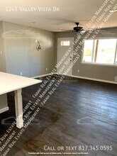 1241 Valley Vista Dr in Grapevine, TX - Building Photo - Building Photo