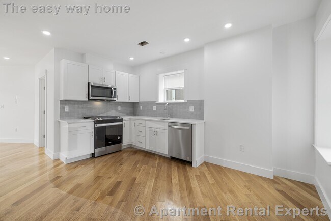 406 Columbia St, Unit #2 in Cambridge, MA - Building Photo - Building Photo