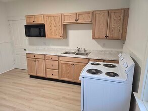 499 E High St in Kittanning, PA - Building Photo - Building Photo