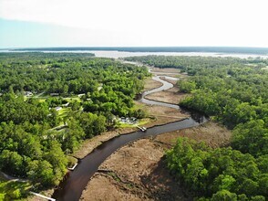 150 Long Pond Loop in Swansboro, NC - Building Photo - Building Photo
