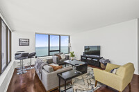 2800 N Lake Shore Dr, Unit 3201 in Chicago, IL - Building Photo - Building Photo