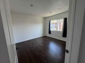 3552 Whiteside St in Los Angeles, CA - Building Photo - Building Photo