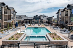 Peakline at Copperleaf