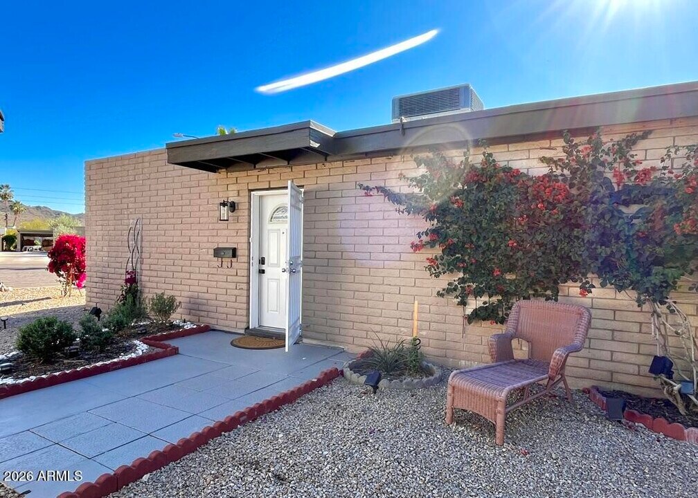 15408 N 23rd St in Phoenix, AZ - Building Photo