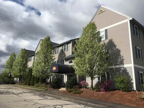177 Eastern Ave in Manchester, NH - Building Photo - Building Photo