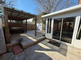 634 Biltmore Dr in Virginia Beach, VA - Building Photo